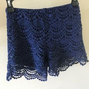 lace shorts
